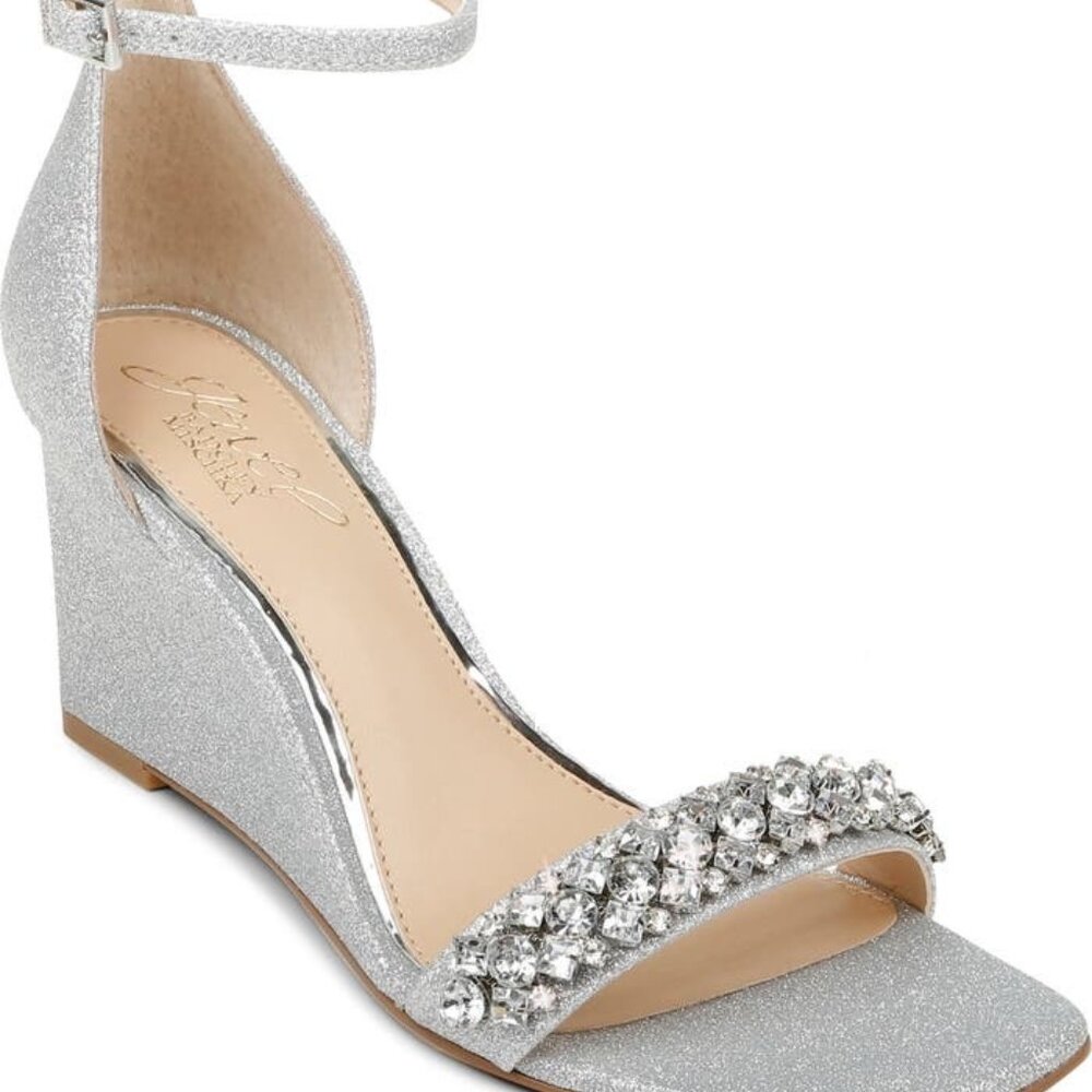 Jewel Badgley Mischka, Peggy Ankle Strap Wedge Sandal size 8, beautiful! NWT